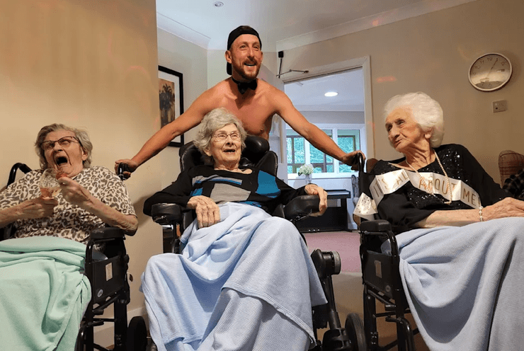 Маргарет Бут весело отпраздновала день рождения