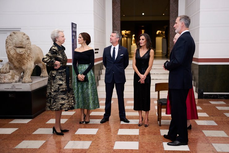 Король Испании Филипп, королева Летиция, принцесса мэри принц фредерик