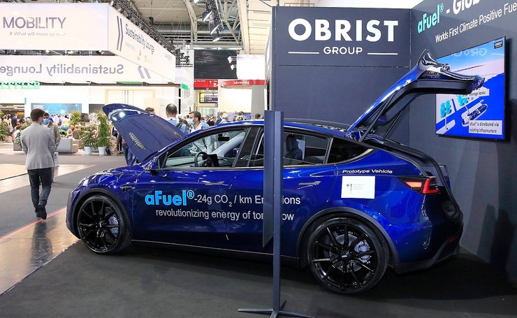 электрический кроссовер, гибрид, электромобиль с бензиновым двигателем