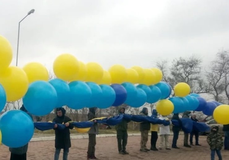 Крым, флаг, волонтеры, переселенцы, оккупация