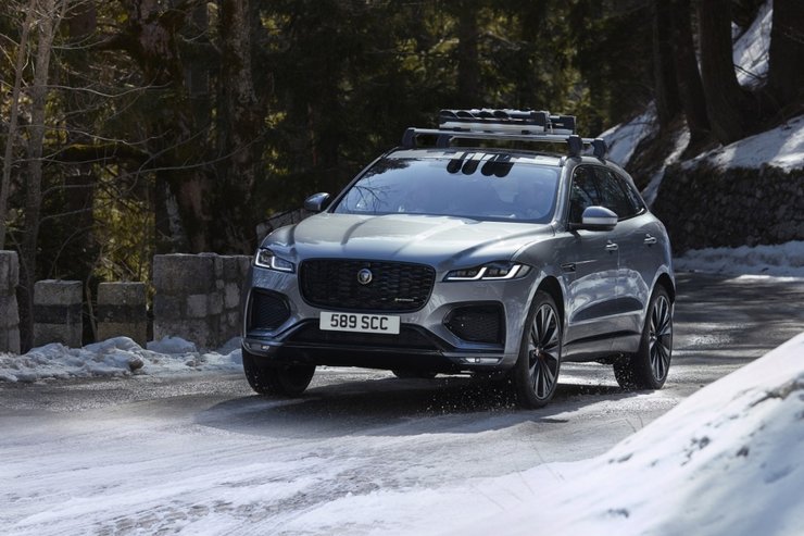 Jaguar F-Pace