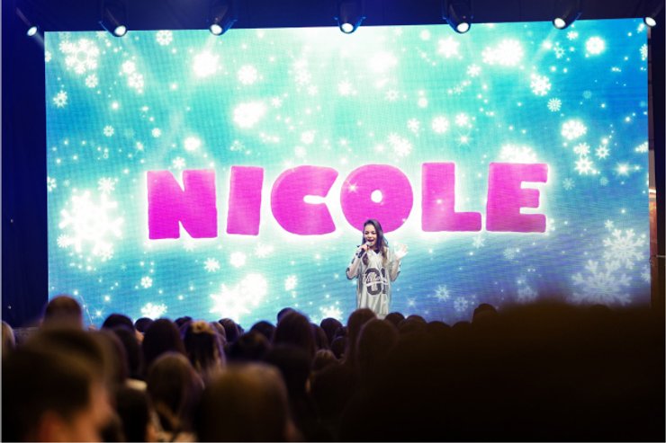 Под подушкой, благотворительное мероприятие, Киев, звездные гости, KAZKA, TVORCHI, ALEKSEEV,