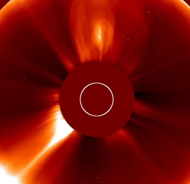 Сонце корональний викид маси