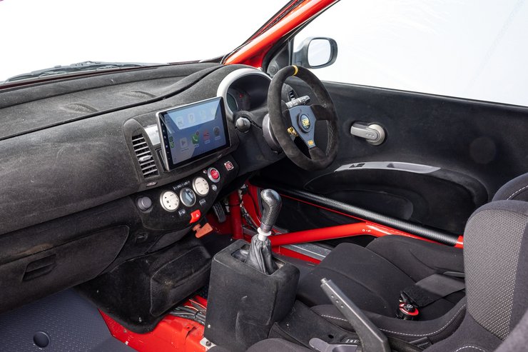 Салон Nissan Micra, Nissan Micra 2002, Nissan Micra 350SR, хэтчбек Nissan