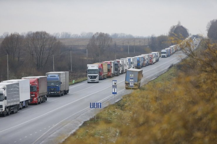 У Польщі транзитне українське зерно повністю контролюється та відстежується, а також транспортується у запечатаних конвоях.