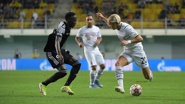 Михаил Мудрик на матче Шериф - Шахтер