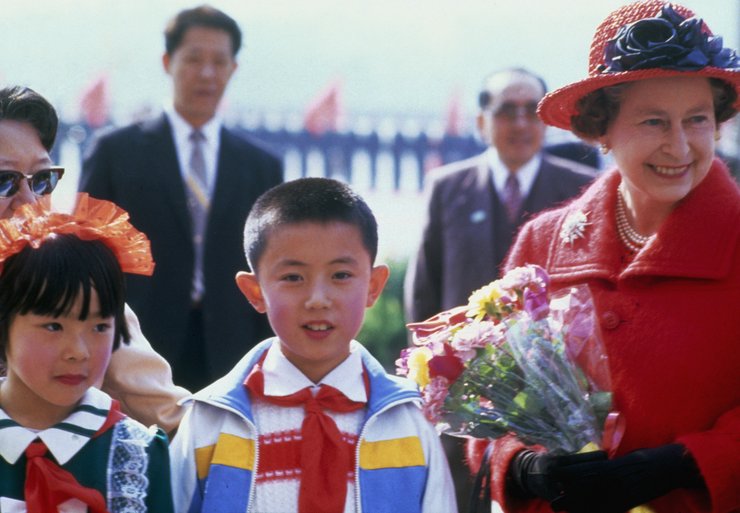 королева Елизавета II