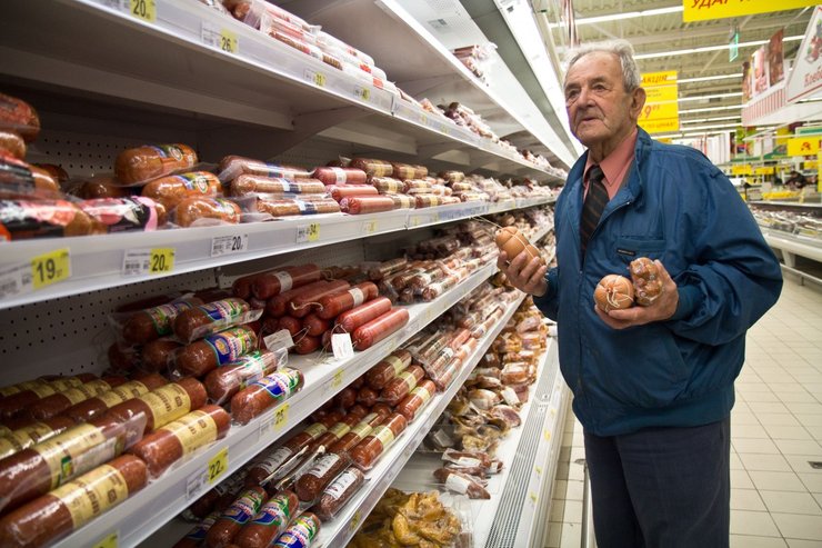 где безопаснее хранить деньги, депозиты в гривне, как сохранить деньги, стоит ли класть деньги на депозит, стоит ли класть деньги на депозит во время войны, куда вложить деньги, где держать деньги во время войны, где можно вложить деньги, чтобы заработать