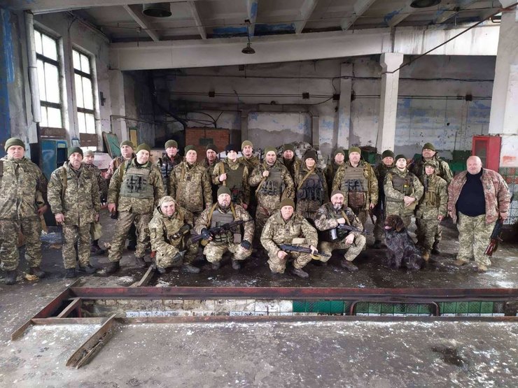 56 бригада, мариуполь, поиск военнопленных, пропавшие без вести, сколько украинцев в плену, сколько украинских военных в плену РФ, кто ищет пропавших без вести, куда обращаться для поиска пропавших военнослужащих, полигон 56, штаб поиска пленных