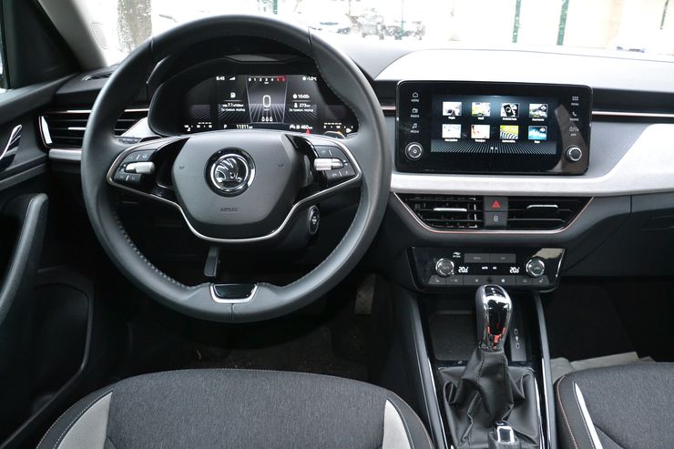 салон Skoda Kamiq, новий Skoda Kamiq, Skoda Kamiq 2025, кросовер Skoda, Skoda Kamiq в Україні