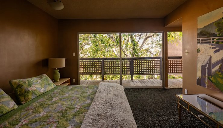 Дом 6105 на Малхолланд Хайвей в Голливуде