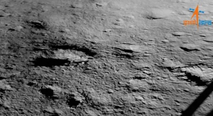 Луна, Індія