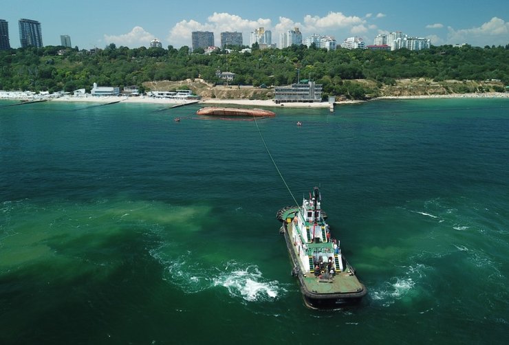 танкер delfi, одесса, пляж, подъем танкера, затонувший танкер