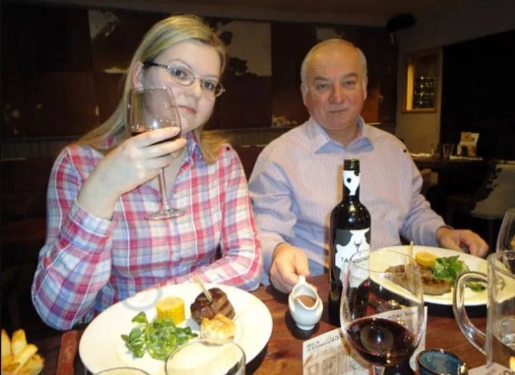 Сергей Скрипаль, Юлия Скрипаль, новичок, яд, отравление, Солсбери