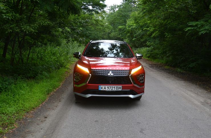 Новий Міцубіші екліпс крос, Mitsubishi Eclipse Cross, новий Mitsubishi Eclipse Cross, кросовер Mitsubishi Eclipse, кросовер Mitsubishi