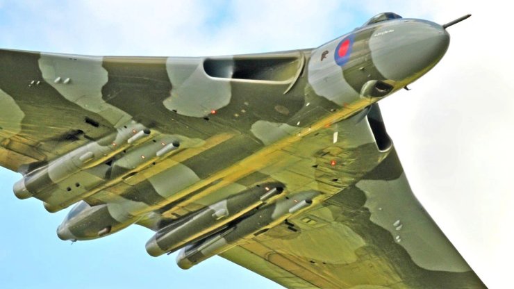 історія британської авіації, бомбардувальник avro vulcan, Avro Vulcan, британський бомбардувальник, британська авіація