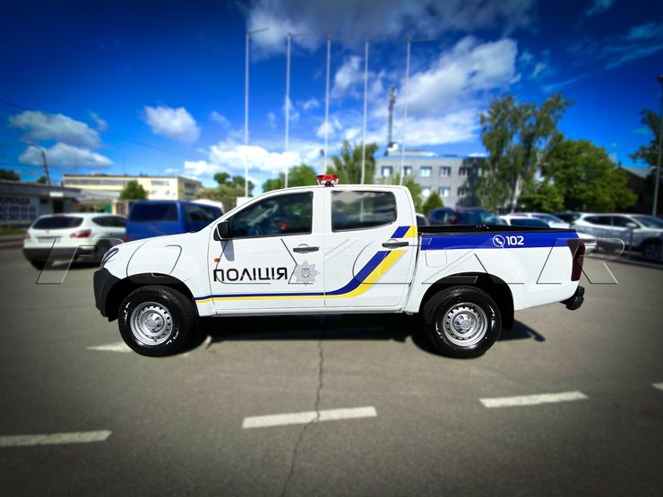 Пикапы Isuzu D-Max поступили на службу полиции Украины.