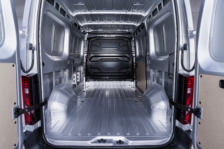 Грузоподъемность авто достигает 2 тонн