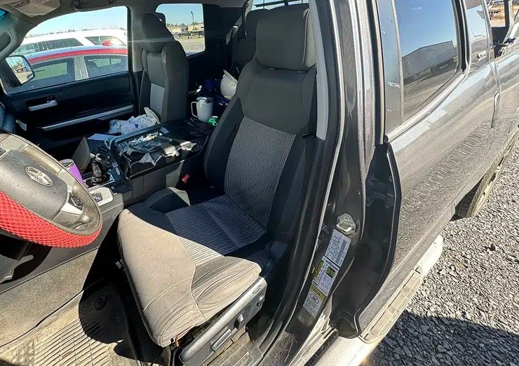 Салон Тойота Тундра, Toyota Tundra 2016, Toyota Tundra, пикап Toyota