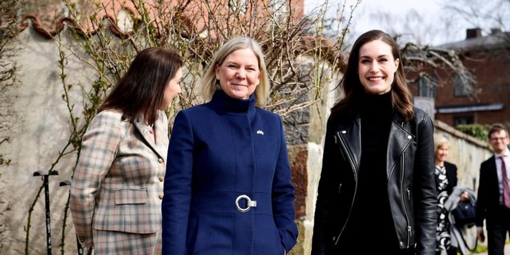 Санна Марін у куртці