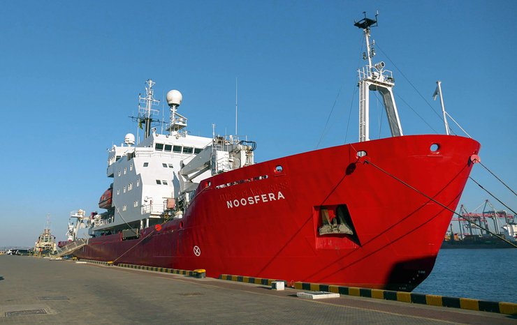 ледокол ноосфера, украинский ледокол, антарктида, исследования антарктики