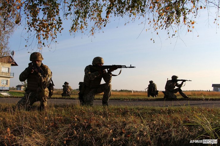 Если женщина состоит на воинском учете, то ее могут мобилизовать