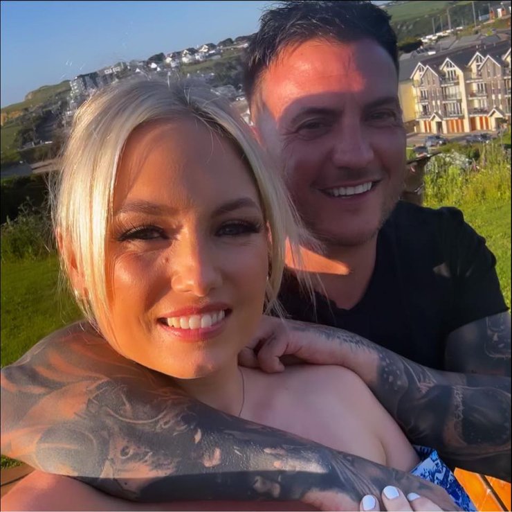 Зера Флеминг, медиум