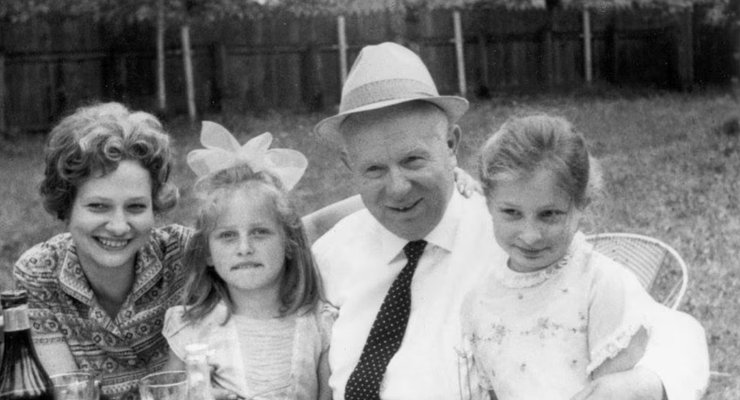 ніна хрущова, микита хрущов