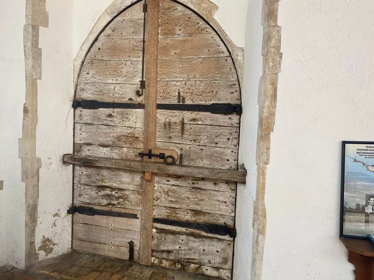 чорний шак, легенда, англійська легенда, пекельний пес