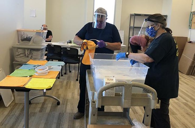 защитные щитки, пластиковые щитки, защитные экраны