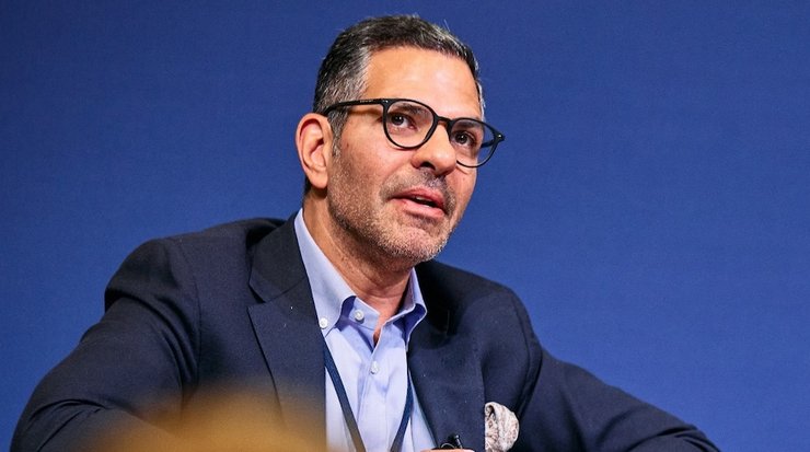 санджай капур, миллиардер