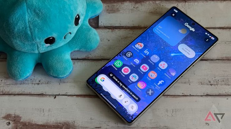 смартфон Samsung Galaxy S25