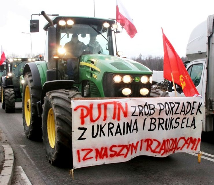 МИД Польши предупреждает о возможном внедрении российских агентов в ряды протестующих