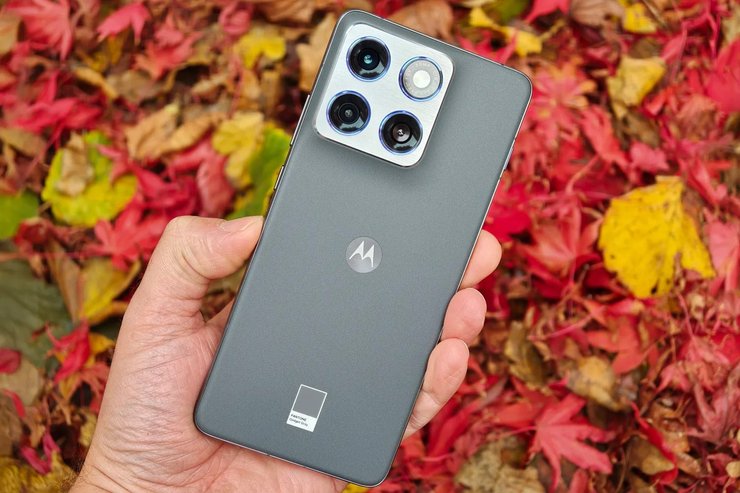 Смартфон Motorola Edge 70