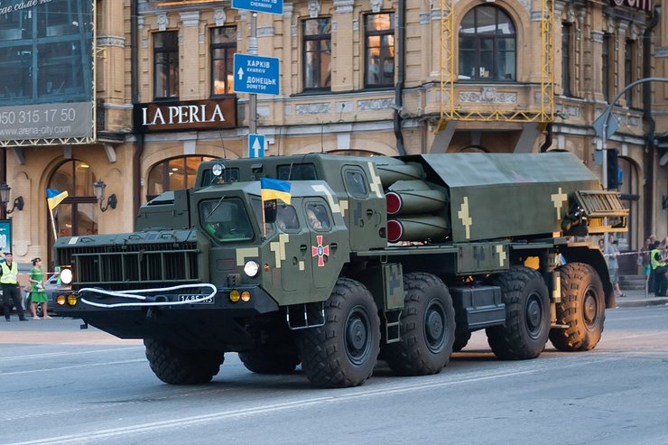 Вільха-М на параде в 2018 году