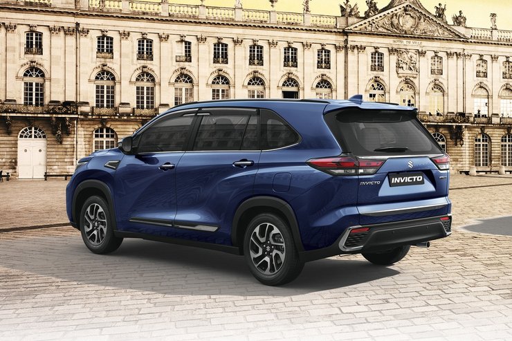 Suzuki Invicto 2023, Suzuki Invicto, новый Suzuki Invicto, минивэн Suzuki