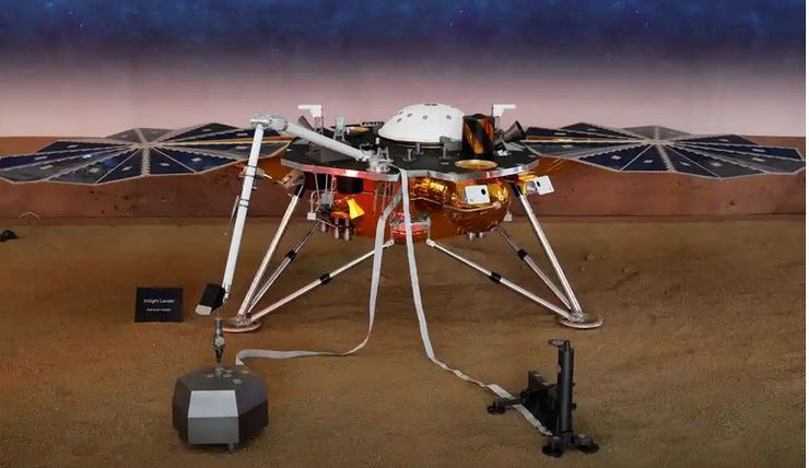 апарат InSight