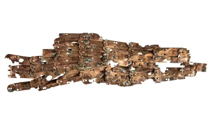 доспехи, археология, археологи, броня, защита, воины, битва, кожа, металл, дизайн, армия, царь, история