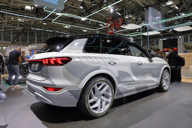 новый Audi Q6 e-tron,  Audi Q6 e-tron, Audi Q6, электромобиль Audi, кроссовер Audi