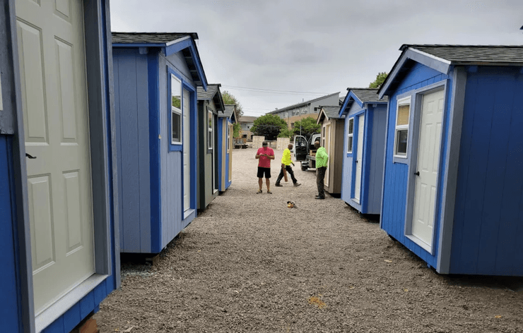 Анкоридж, Аляска, небольшая деревня, бесплатное жилье, на берегу залива, бесплатный дом, можно жить бесплатно, маленькие дома