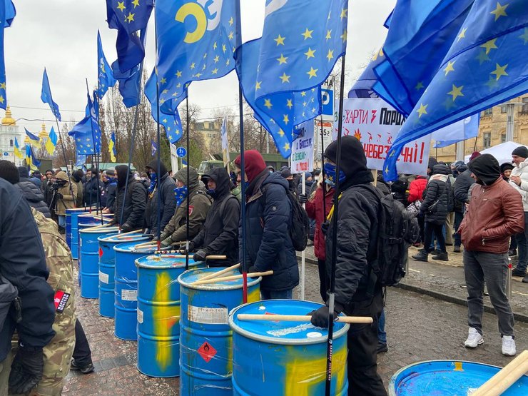 порошенко арест, суд над порошенко онлайн, порошенко в суде сегодня, порошенко украина, арест порошенко, порошенко предъявили обвинение, обвинение порошенко в госизмене, порошенко предъявили обвинение в госизмене, порошенко госизмена в чем заключается