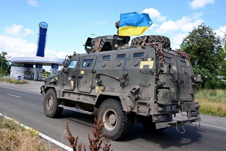 Український екіпаж БМП Козак-2 під Краматорском