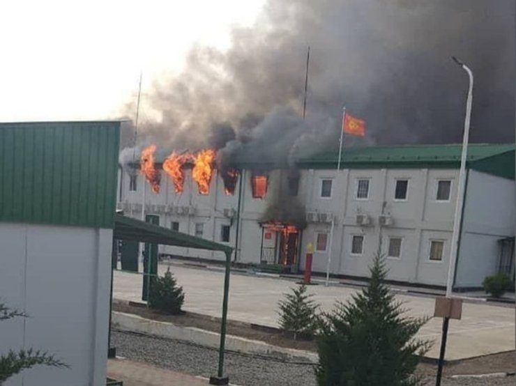 Кыргызстан, Таджикистан, Вооруженный конфликт, поджег, Жертвы