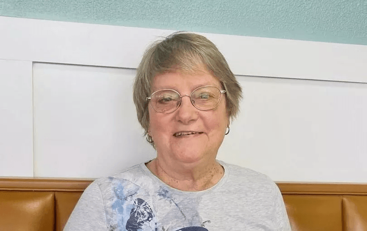 Купили дом с привидениями, случайно переехала в дом с призраками, дом с призраками, проводит экскурсии, слышала голоса, Шэрин Луэдке