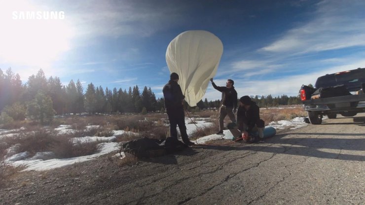 Samsung Galaxy S24 Ultra космос фото