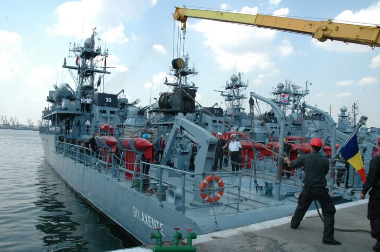 Морской земснаряд Sublocotenent Alexandru Axente