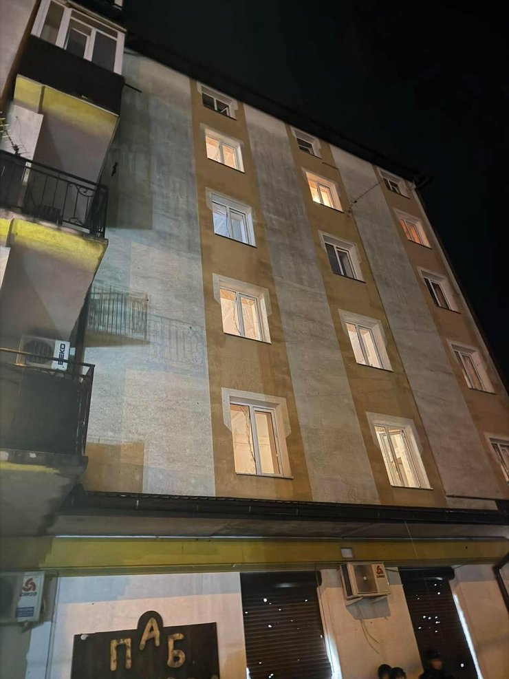 фото будинку у Івано-Франківську після удару РФ 11-12 жовтня