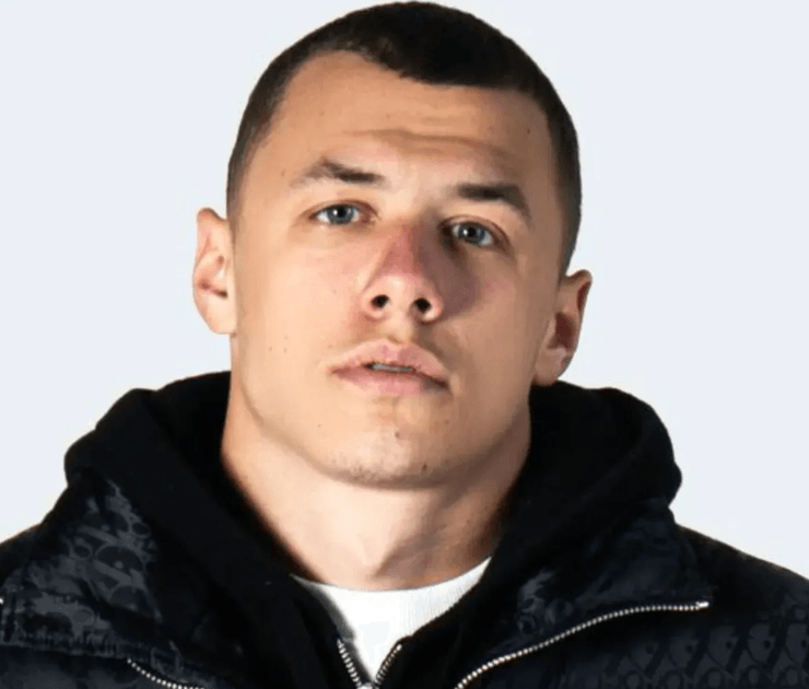 Macan ухиляється від мобілізації