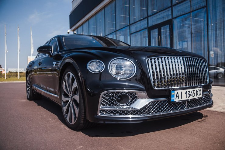 bentley fluing spur, тест-драйв, фото, новый бентли, экстерьер, дизайн