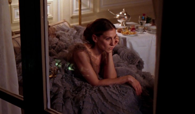 Versace, керрі бредшоу, секс у великому місті, сукня версаче